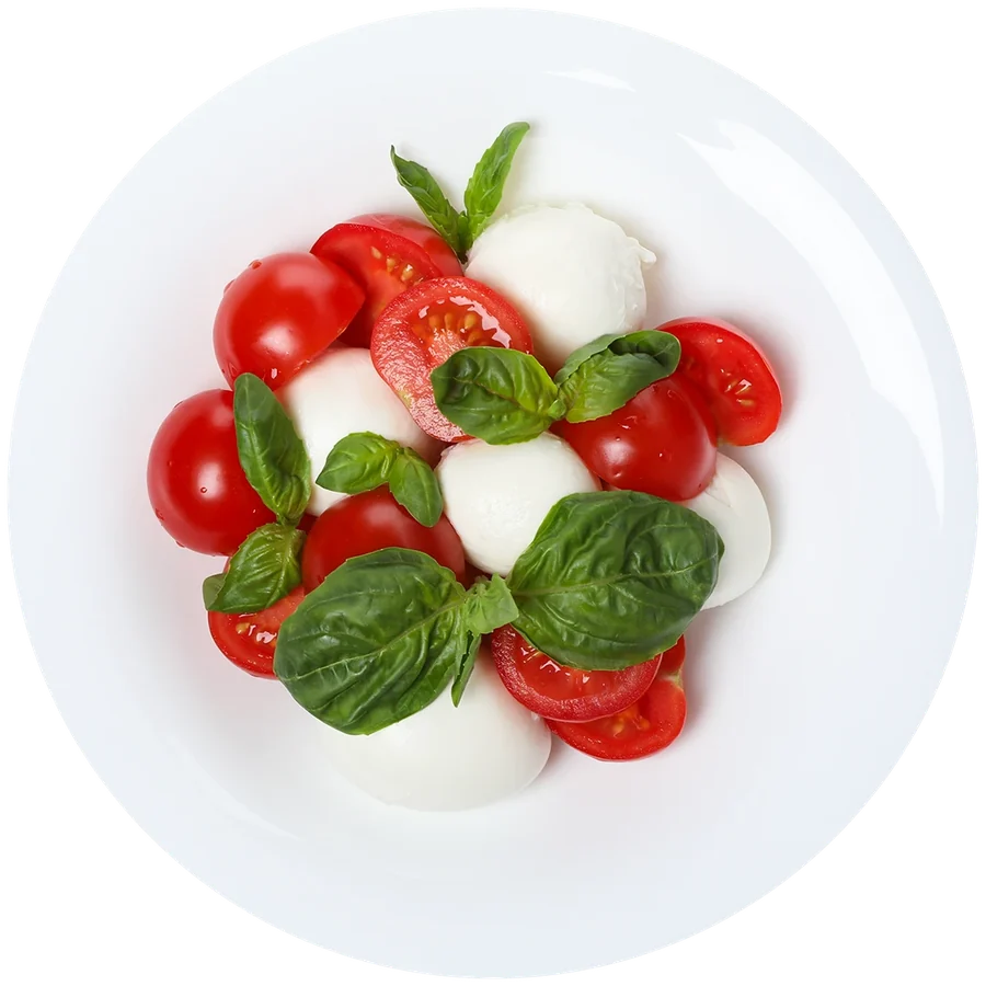Ensalada caprese con tomate y mozzarella